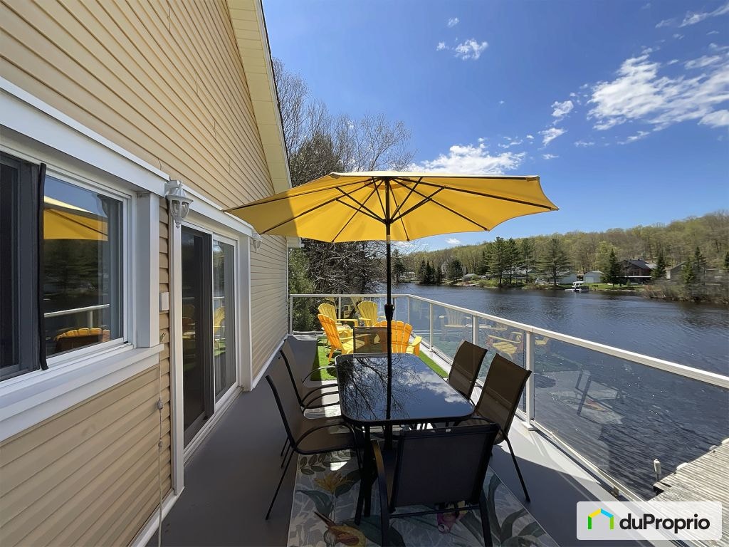 $549,900 - Bungalow for sale in St-Claude — photo 2