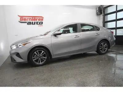 GARANTIE KIA JUSQU'AU 30 AOUT 2028 OU 100 000KM. Véhicule inspecté avec rapport Carfax. 418-836-5075...