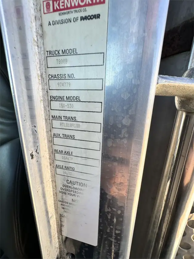 2004 KENWORTH T800 in Heavy Trucks in Ottawa - Image 20