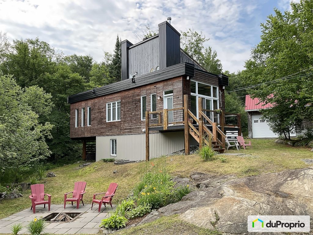 $649,000 - Cottage for sale in St-Calixte — photo 2