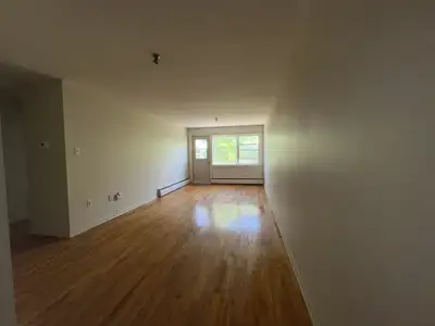 1 BEDROOM INCLUDES HEAT, HOT WATER, BALCONY