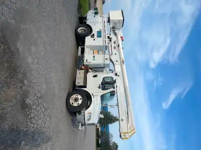 2014 Freightliner Altec AN55 Bucket Truck 2014 Freightliner M2 106 6.7L Diesel Automatic 113,000 mil...
