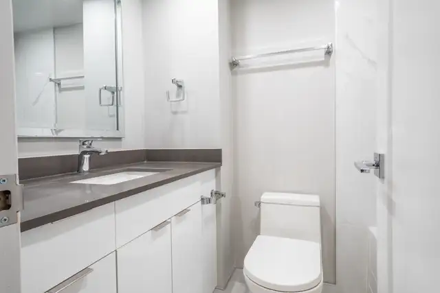 Yonge Bloor Studio Apartment - *3 Months FREE RENT!62854406784259122