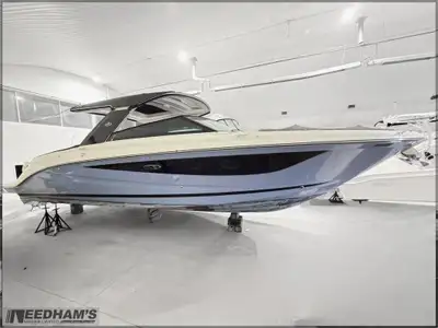 2022 Sea Ray SLX 400 675,000 US DOLLARS