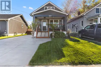 Welcome to your completely turn-key Fort Erie retreat! This beautifully renovated 3-bedroom, 2-bathr...