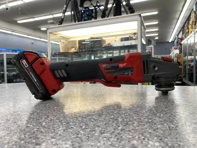 Milwaukee 2783 Grinder in Power Tools in City of Toronto - Image 3