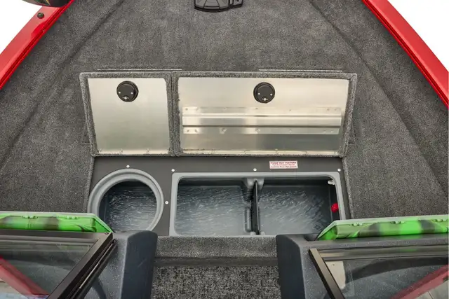 2026 TRACKER ProGuide V-16 Walk Thru fishing boat in Powerboats & Motorboats in Prince Albert - Image 30