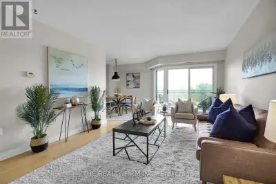 Welcome to Roseland Condominiums, located at 858-405 Commissioners Road East. This charming 2-bedroo...