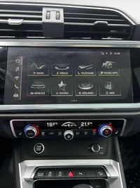 2023 Audi Q3, never been in an accident, comes with 2 keys and is eligible for the Audi Certified:pl... (image 8)