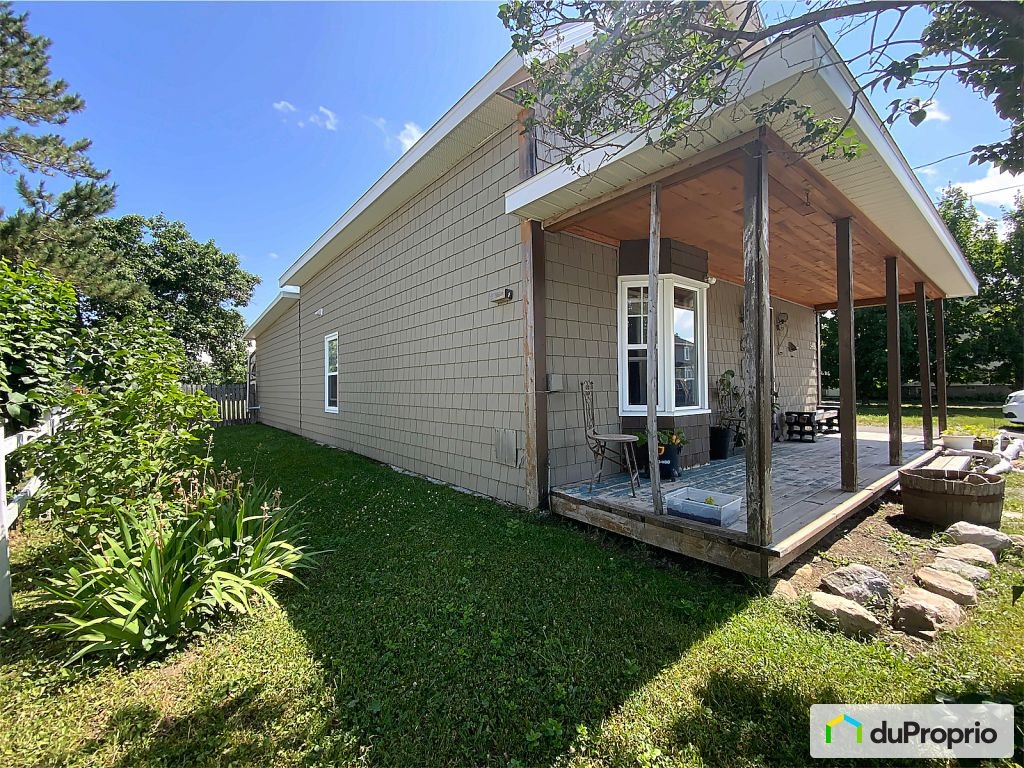 $250,000 - 2 Storey for sale in St-Damase-De-Matapedia — photo 3