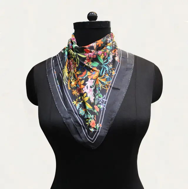 Pure 100% Silk Bandanas, Scarf Masks, Head Scarves in Women's - Tops & Outerwear in City of Toronto - Image 9