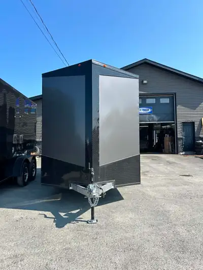 sell cargo trailer enclosed trailer remorque trailer fermé no- galvanize + also some utility galvani...