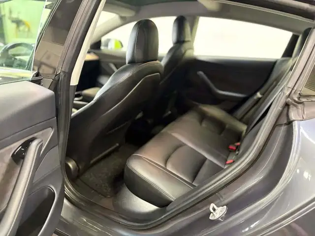 2018 Tesla Model 3 Long Range Battery AWD4184547448488038412