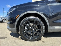 This Lincoln Nautilus boasts a Intercooled Turbo Premium Unleaded I-4 2.0 L/122 engine powering this... (image 2)