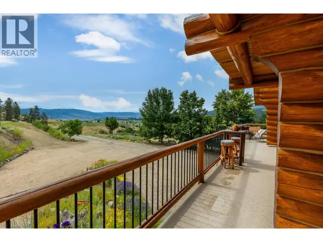 1225 Round Lake Road Armstrong, British Columbia in Houses for Sale in Vernon - Image 18