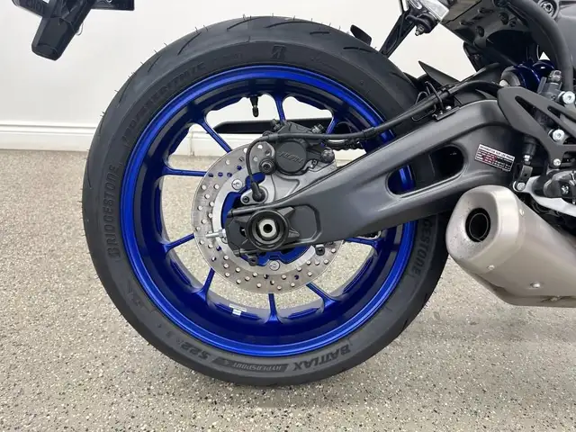 2025 Yamaha YZFR7ASL R7 - V6496NP - -No Payments for 1 Year** in Sport Bikes in Markham / York Region - Image 12