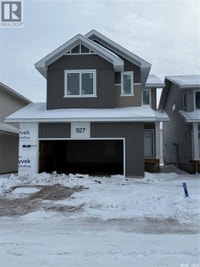 927 Traeger MANOR Saskatoon, Saskatchewan Saskatoon Saskatchewan Preview