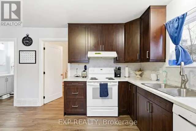 229 FOURTH STREET W Cornwall, Ontario in Houses for Sale in Cornwall - Image 8