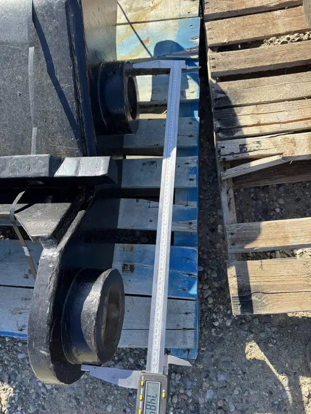 Wedge Coupler to fit Hitachi ZX450 #10248 JPH in Heavy Equipment in Edmonton - Image 8