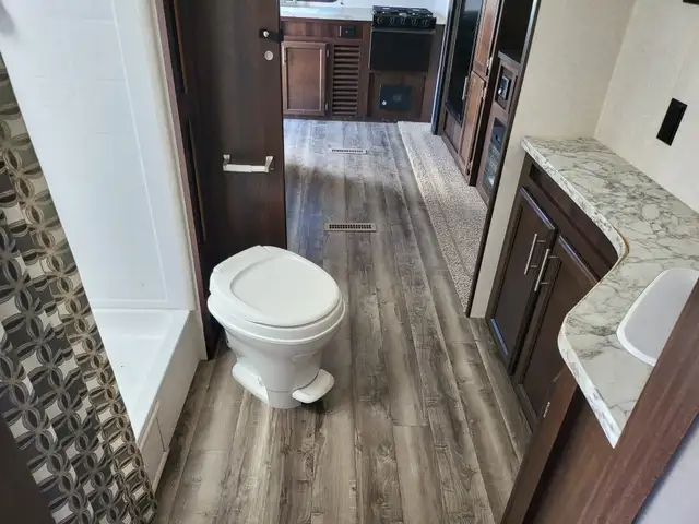 2019 Jayco JAY FLIGHT 235 RKS in Travel Trailers & Campers in St. Albert - Image 39