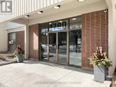 Beautifully renovated one bedroom apartment in the heart of Victoria Village. This bright and spacio...