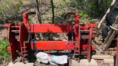 Pince de balles rondes JOHN DEERE, View more