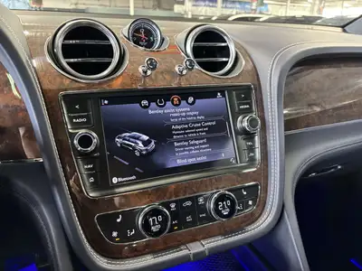 2019 Bentley Bentayga V8 AWD | NO LUX TAX | NIGHT VISION | HEADS, View more