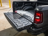 Welcome to Barrie Dodge Chrysler Jeep. 3.0L I-6 twin turbo engine for powerful performance - 4x4 dri... (image 7)