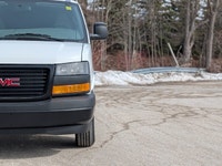 Powerful 4.3L Gas V6 engine | Equipped with traction and stability control | Includes block heater f... (image 5)