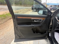 At Kings Honda you will experience an outstanding car buying experience. We make every effort to exc... (image 6)