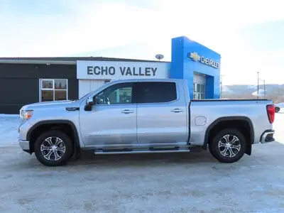 Recent Trade in, 2020 GMC Sierra 1500 SLT, 5.3 L V8 4x4. Comes with leather heated front seats, heat...