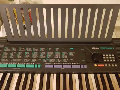 YAMAHA KEYBOARD PIANO, View more