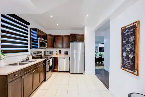 Fully Furnished Shared House – Perfect for Students & Working Professionals! Looking for affordable,...