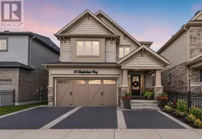 Priced to Sell !!!! Walkout Legal Basement, Ravine Lot !! 2-5 Minutes drive to University of Waterlo...