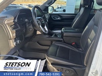 2024 GMC Yukon SLT 4x4 | Duramax Diesel | Summit White | Luxury PackageExperience luxury, capability... (image 9)