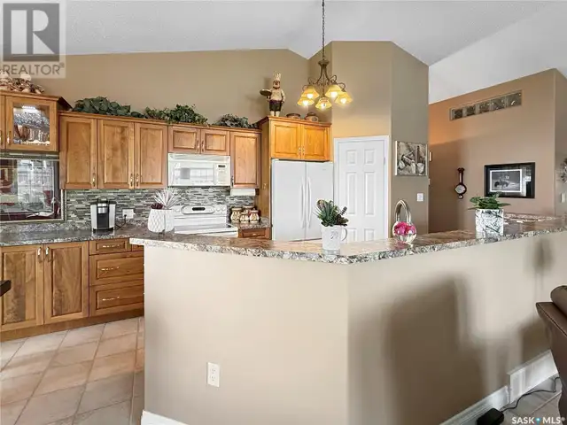 1 2502 Killdeer DRIVE North Battleford, Saskatchewan62864390496257124