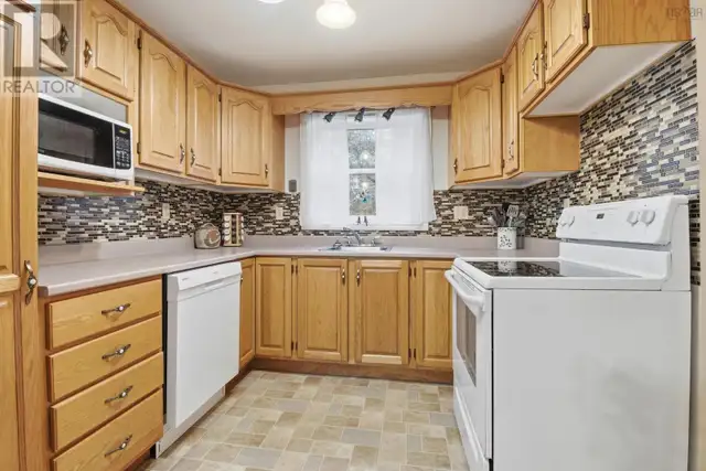 44 Lakewood Drive Extension Brooklyn, Nova Scotia in Houses for Sale in Bedford - Image 13