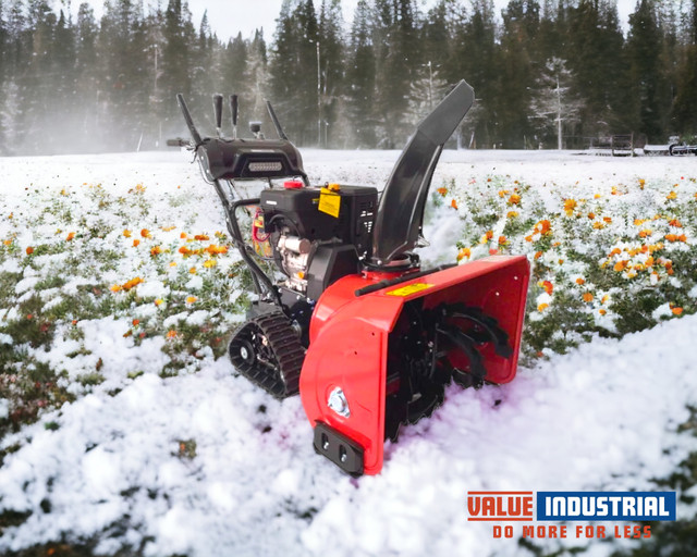 Souffleuse à neige à essence de 30" avec autopropulsion dans Autre  à Val-d'Or