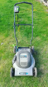 Good Working Earthwise 12 Amp Electric Lawnmower For Sale!
