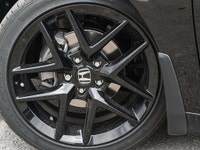 Engine: 2.0-litre inline 4-cylinder engine L/100Km City: 7.3 L/100Km Hwy: 5.7 (image 7)