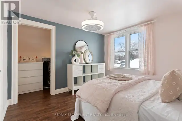 18 FLANDERS AVENUE St. Catharines (Carlton/Bunting), Ontario in Houses for Sale in St. Catharines - Image 27