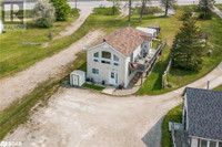 5632 PENETANGUISHENE Road Springwater, Ontario