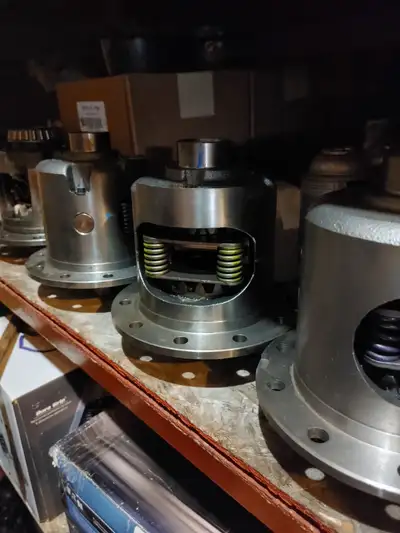 Many others in stock from Dana 44,60, '70, 80 Chevy 12 Bolts etc,Build for dragsters, tractor pulls,...