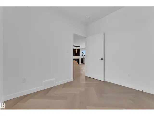 247 166 AV NE Edmonton, Alberta in Houses for Sale in Strathcona County - Image 9