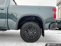 Leather Seats, Heated & Ventilated Seats, Adaptive Cruise Control, Wireless Charging, Head-Up Displa... (image 9)
