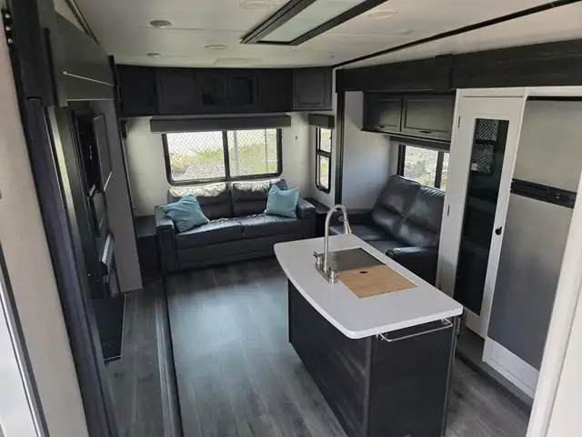 2021 Highland Ridge RV Roamer 264RLS in Travel Trailers & Campers in Penticton - Image 6