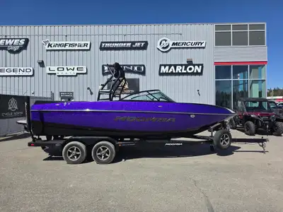 2016 Moomba Craz Surf Beautiful 22ft Moomba Craz, fully ready to hit the water. Private Sale, no tra...