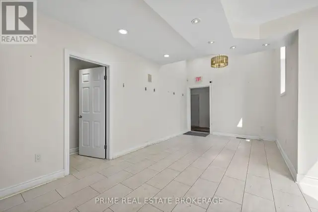 MAIN - 281 OXFORD STREET E London East (East F), Ontario in Commercial & Office Space for Rent in London - Image 6