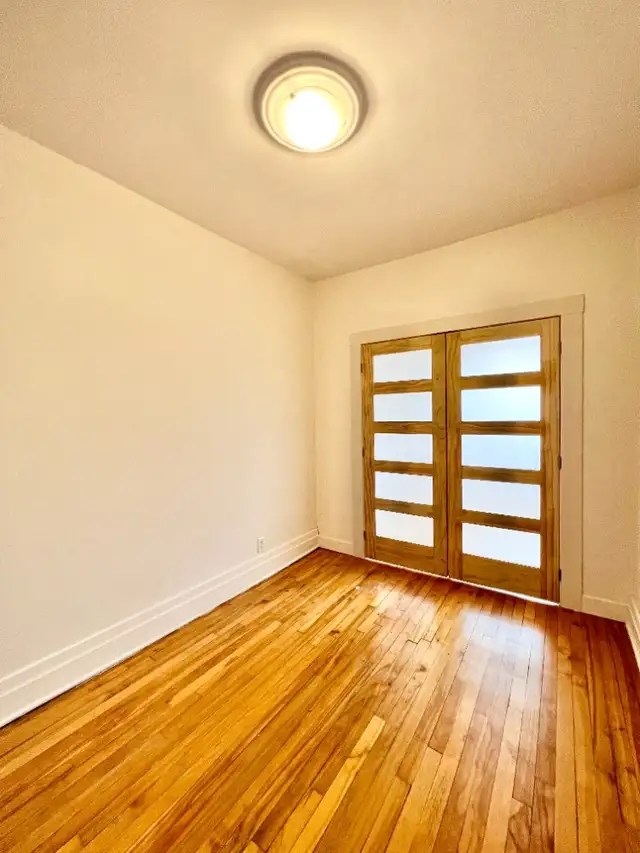 Magnifique 5.5 à Verdun - Électros inclus - Disponible! in Long Term Rentals in City of Montréal - Image 16