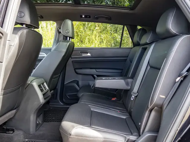 2020 Volkswagen Atlas Cross Sport Comfortline 2.0 Tsi in Cars & Trucks in Edmonton - Image 21